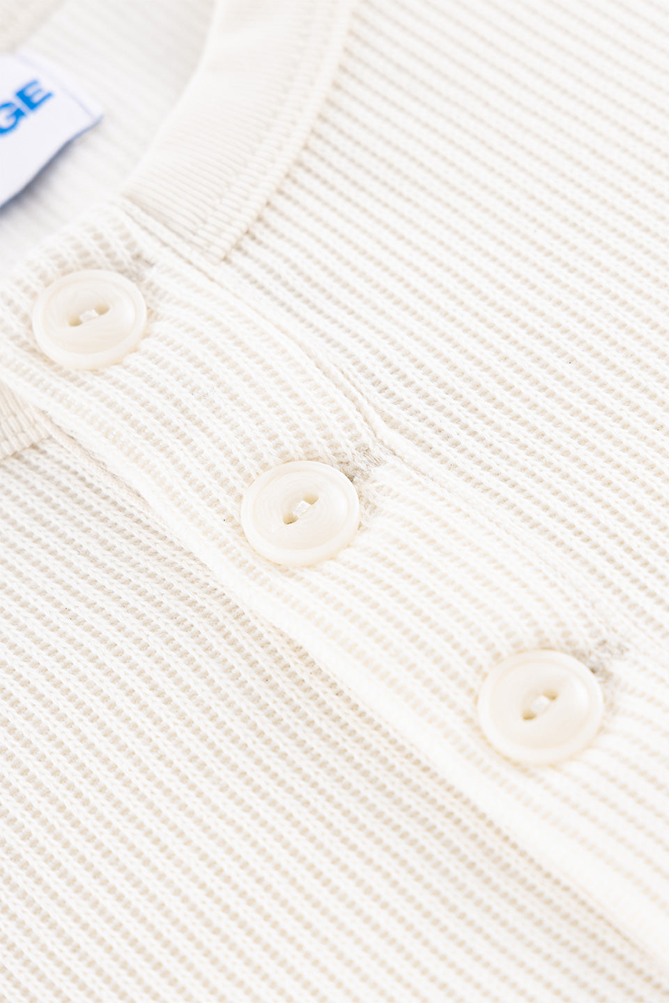 La Henly Neck Knit Long Sleeve