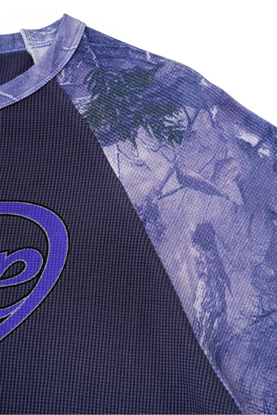 Wave Logo Real Tree Thermal